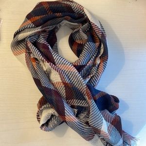 Multi-color fringe scarf NWT harvest lightweight blue, orange,white, grey,winter